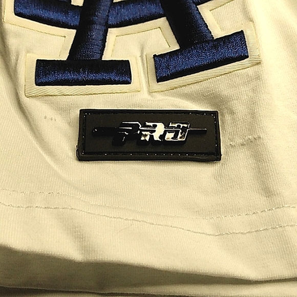 Los Angeles Dodgers 2020 Champion Shirt - Picture 5 of 8